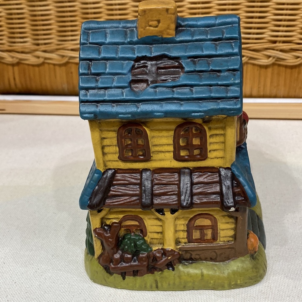 Vintage 90s Geerlings Greenhouses Inc. Ceramic House Christmas Halloween Design